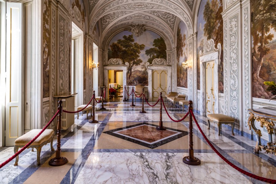 PALAIS PONTIFICAL DE CASTEL GANDOLFO