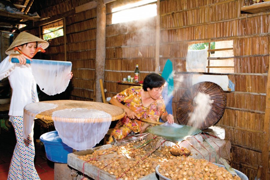 Préparation de crêpes de riz. Author's Image