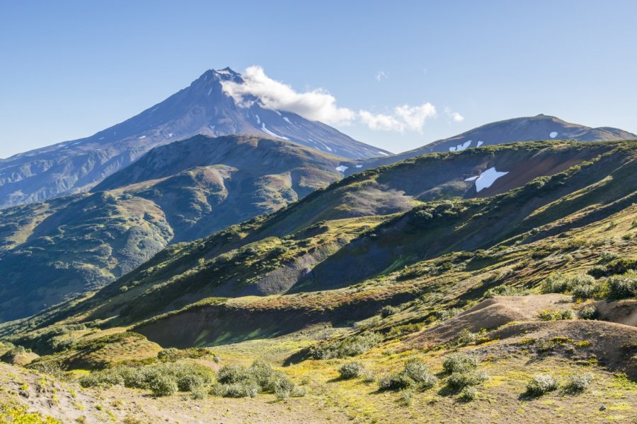 Volcan de la péninsule du Kamchatka. Sergey Didenko - Shutterstock.com