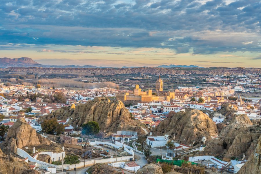 Panorama de Guadix. Anibal Trejo - Shutterstock.com