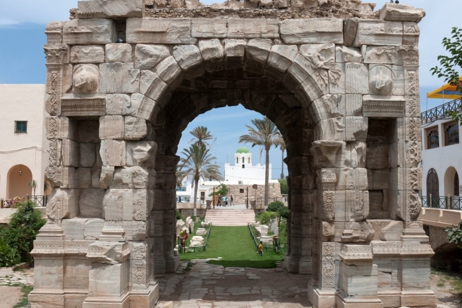 ARC DE MARC AURÈLE ET DE LUCIUS VERUS
