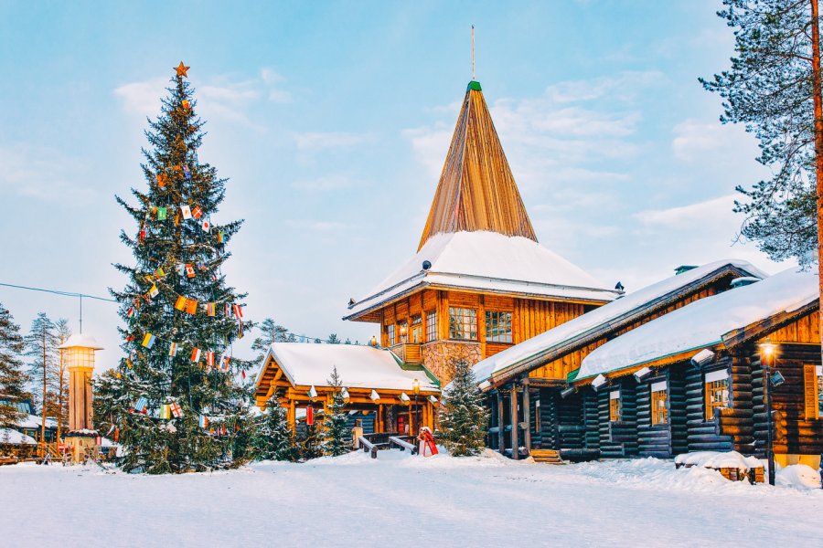 SANTA CLAUS SECRET FOREST - JOULUKKA