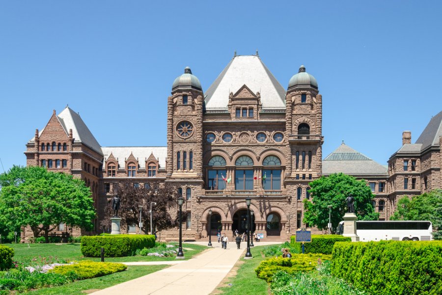 QUEEN'S PARK