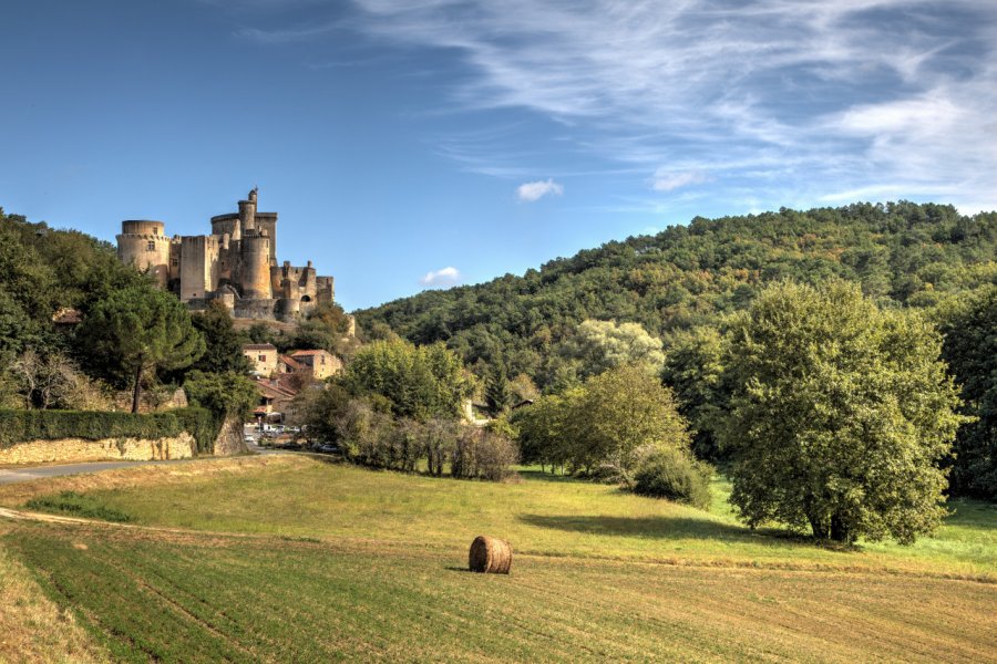 La château de Bonaguil. panosud360 - stock.adobe.com