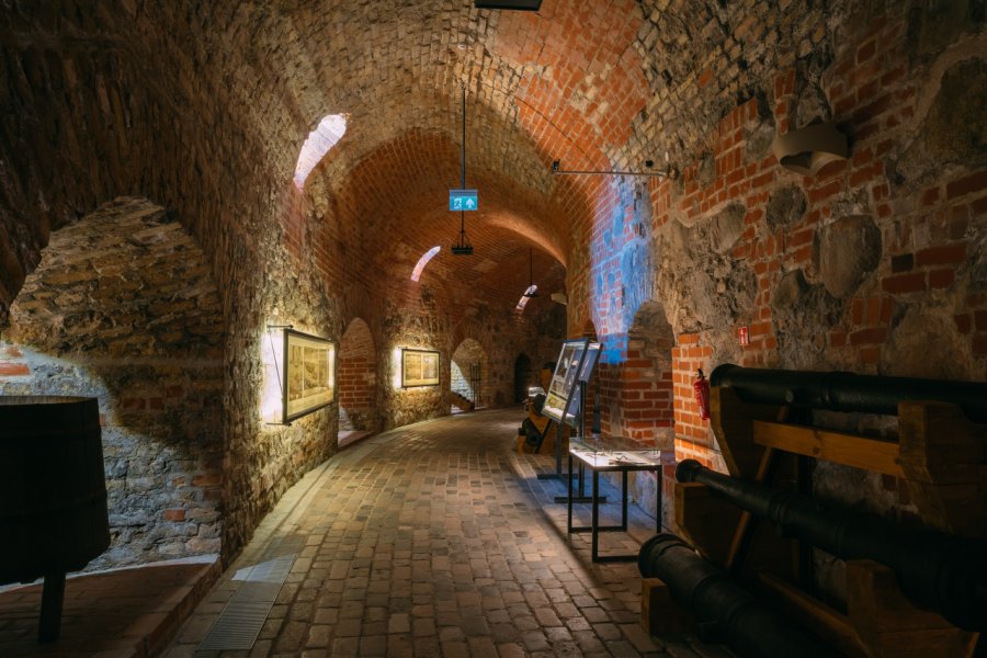 BASTION DES ANCIENS REMPARTS ET MUSÉE D'ARTILLERIE