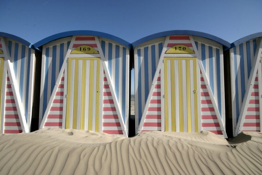 Cabines de plage à Dunkerque. Stéphane RAUZADA - FOTOLIA