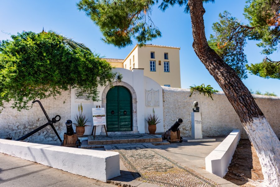 MAISON DE BOUBOULINA