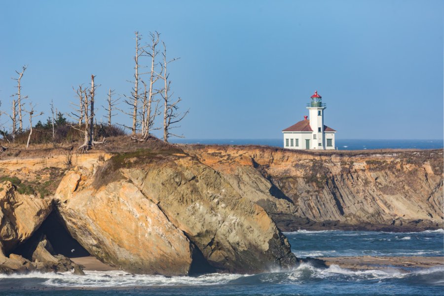 CAPE ARAGO LIGHTHOUSE