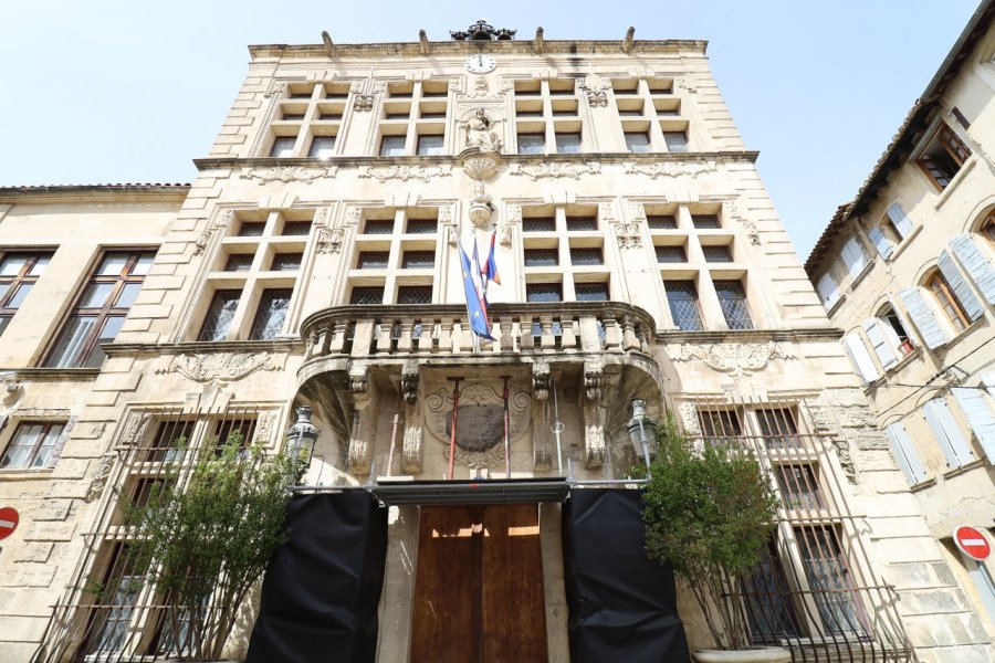 HOTEL DE VILLE