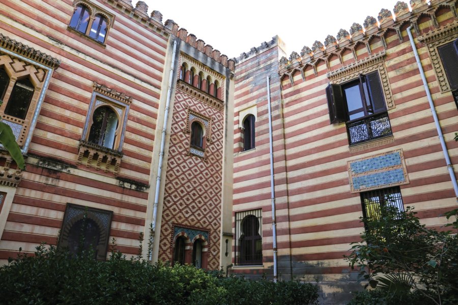 PALACIO DE ORLÉANS Y BORBÓN
