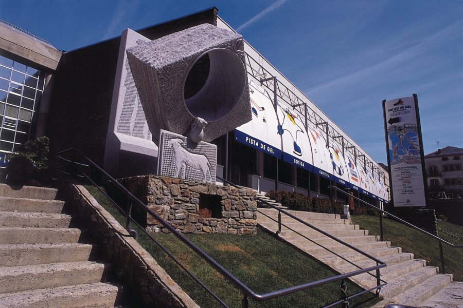 Palais des glaces Ministère du Tourisme du Gouvernement d'Andorre