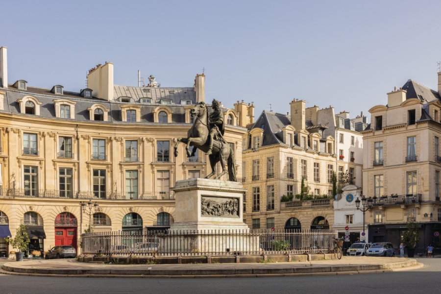 LA PLACE DES VICTOIRES