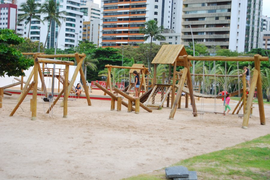 PARQUE DONA LINDU