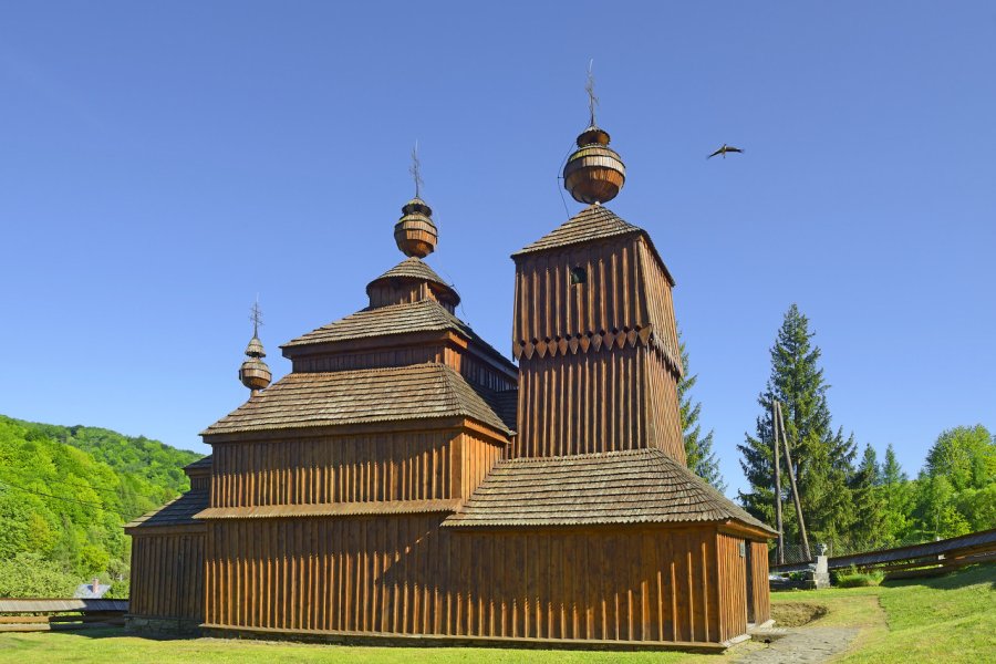 ÉGLISE SAINT-NICOLAS (CHRÁM SVÄTEHO MIKULASA)