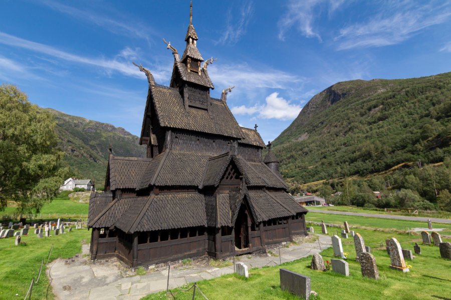 ÉGLISE EN BOIS DEBOUT DE BORGUND (STAVKIRKE)