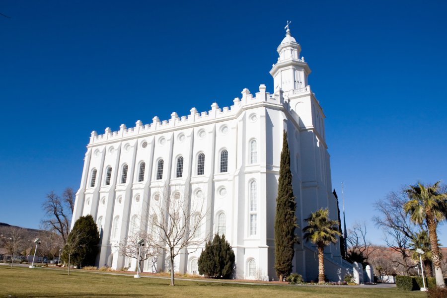 ST GEORGE TEMPLE & VISITOR CENTER