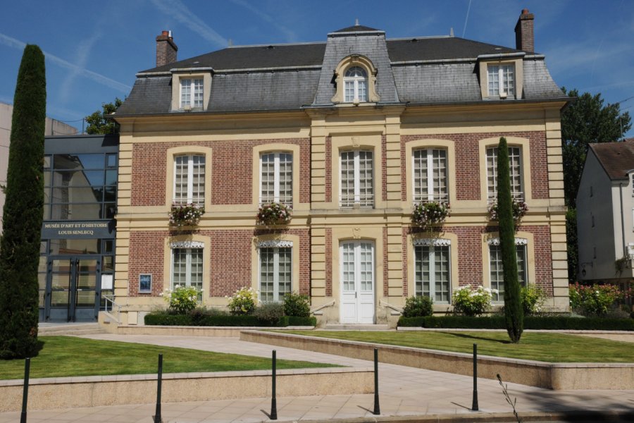 MUSÉE D'ART ET D'HISTOIRE LOUIS SENLECQ