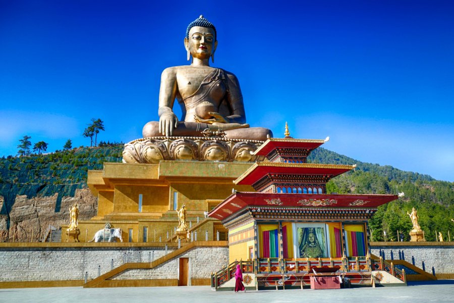 BUDDHA DORDENMA STATUE