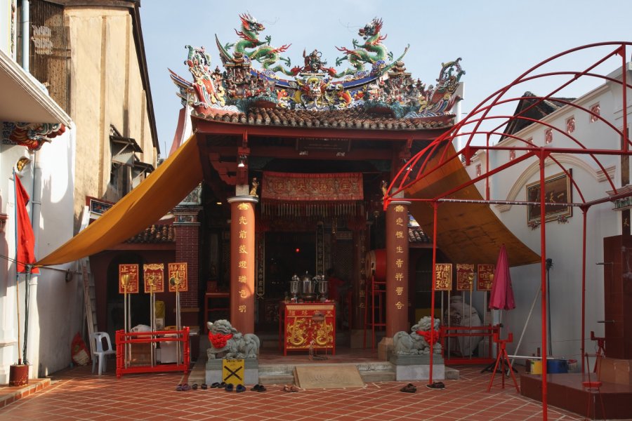 SANG THAM SHRINE