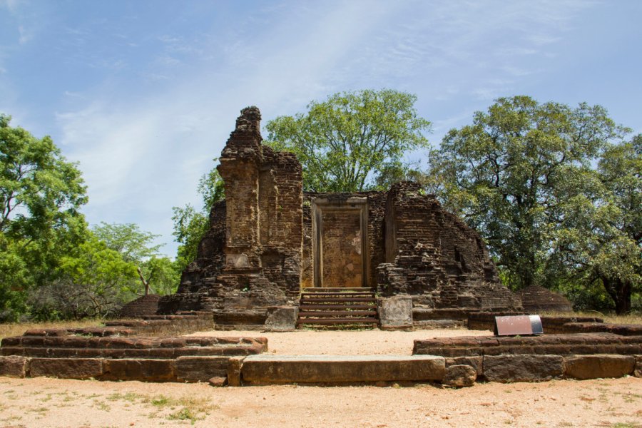 POTHGUL VIHARA COMPLEX