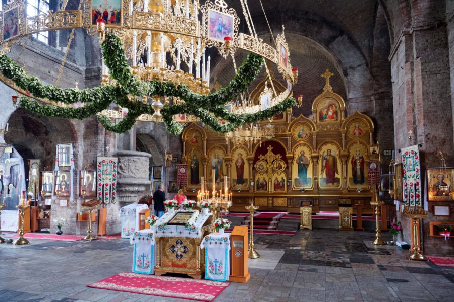 EGLISE SAINT-NICOLAS (ЦЕРКОВЬ СВЯТОГО НИКОЛАЯ)