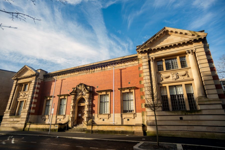 GLYNN VIVIAN ART GALLERY