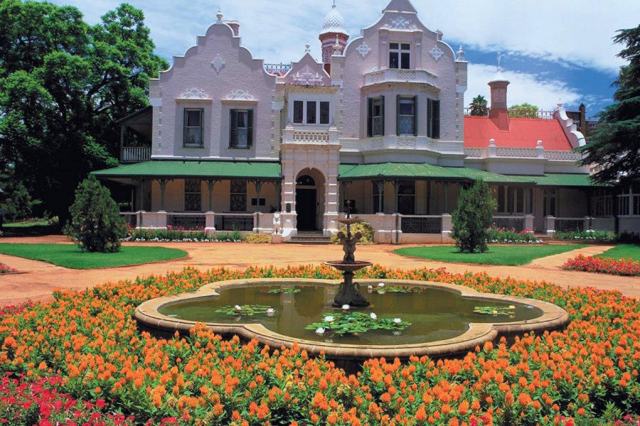 MELROSE HOUSE