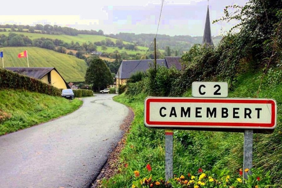 Le village de Camembert. Anne CROCHARD
