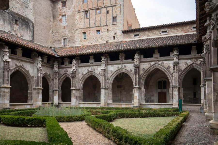 CLOÎTRE DE LA CATHÉDRALE