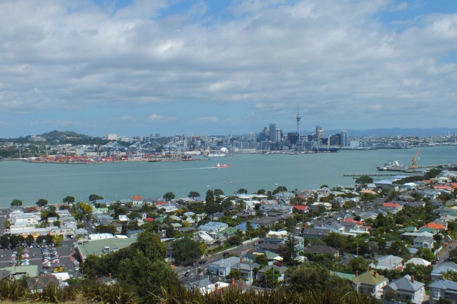 Vue d'Auckland et Devonport. Maxence PEIGNE