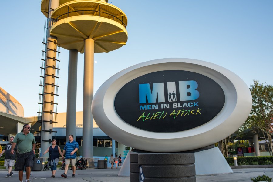 MEN IN BLACK ALIEN ATTACK