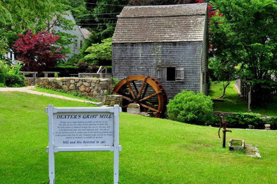 DEXTER GRIST MILL