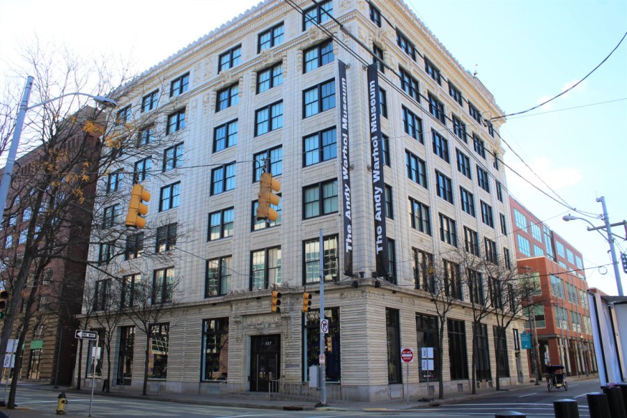 THE ANDY WARHOL MUSEUM