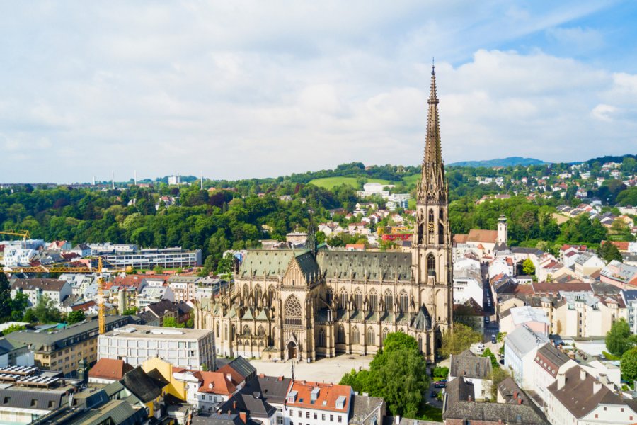 NOUVELLE CATHÉDRALE (NEUER DOM)