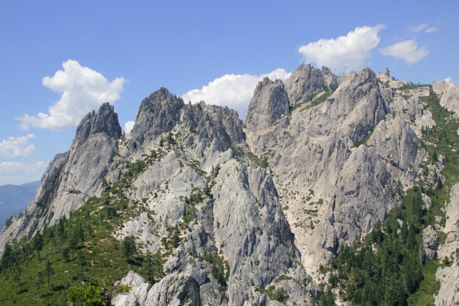 CASTLE CRAGS STATE PARK