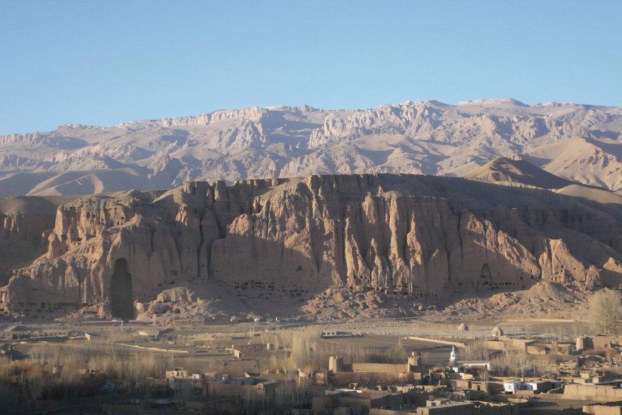 À gauche, emplacement d'un des deux bouddhas détruits en 2001 par les Talibans. Constance de Bonnaventure