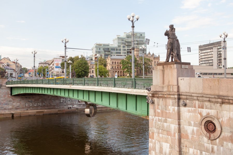 PONT VERT (ŽALIASIS TILTAS)