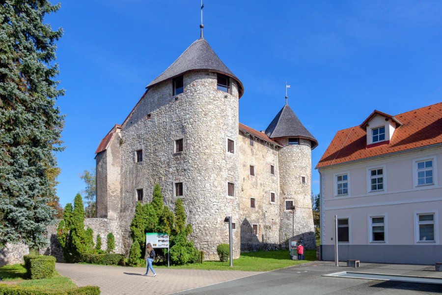 CHATEAU DE FRANKOSPAN (FRANKOPAN KAŠTEL)