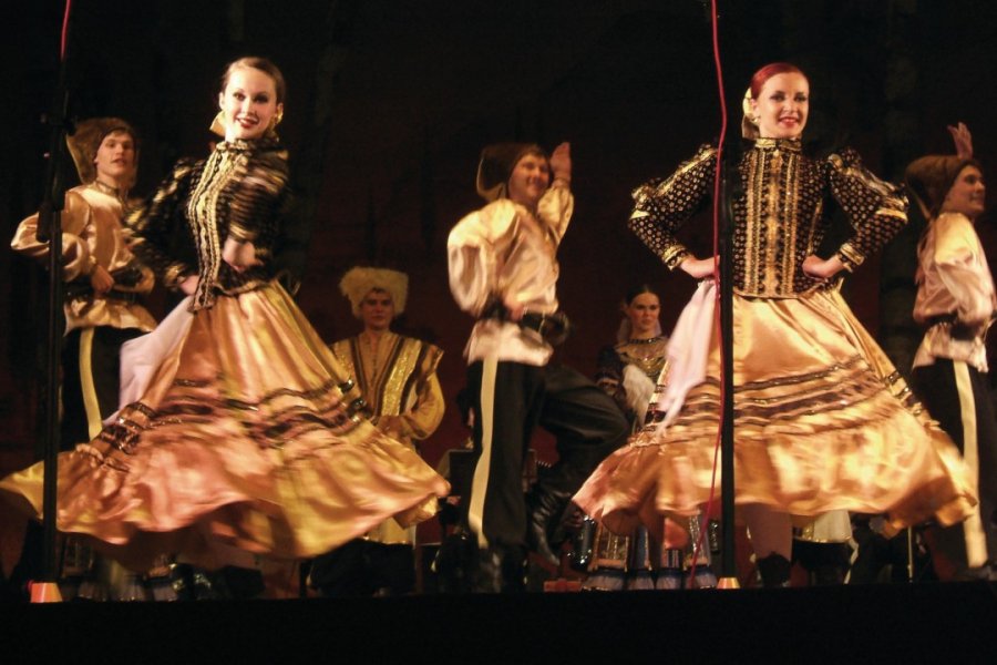 Spectacle cosaque au théâtre bouriate d'opéra et de ballet Stéphan SZEREMETA