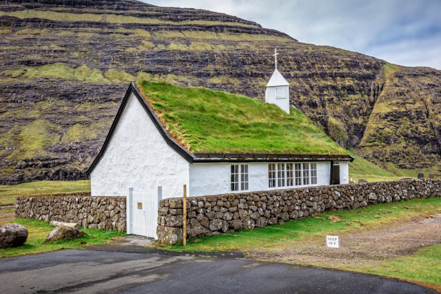 ÉGLISE (KIRKJA)