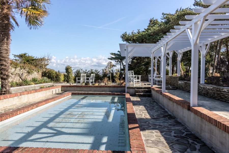 MUSÉE ET JARDIN CHRISTIAN-DIOR