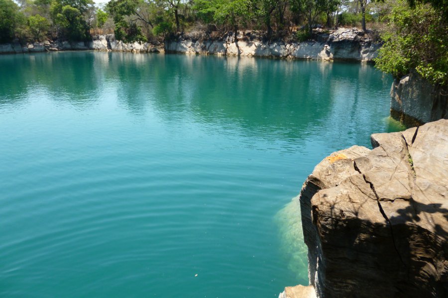 Plongez sans risque dans les eaux turquoises du Lac Kashiba ! Agathe NOGUEIRA