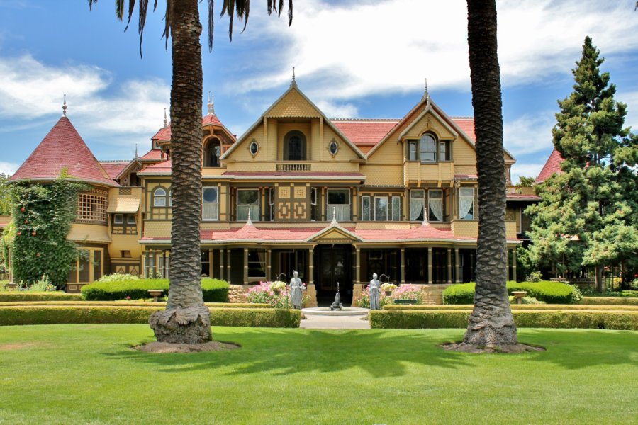 WINCHESTER MYSTERY HOUSE