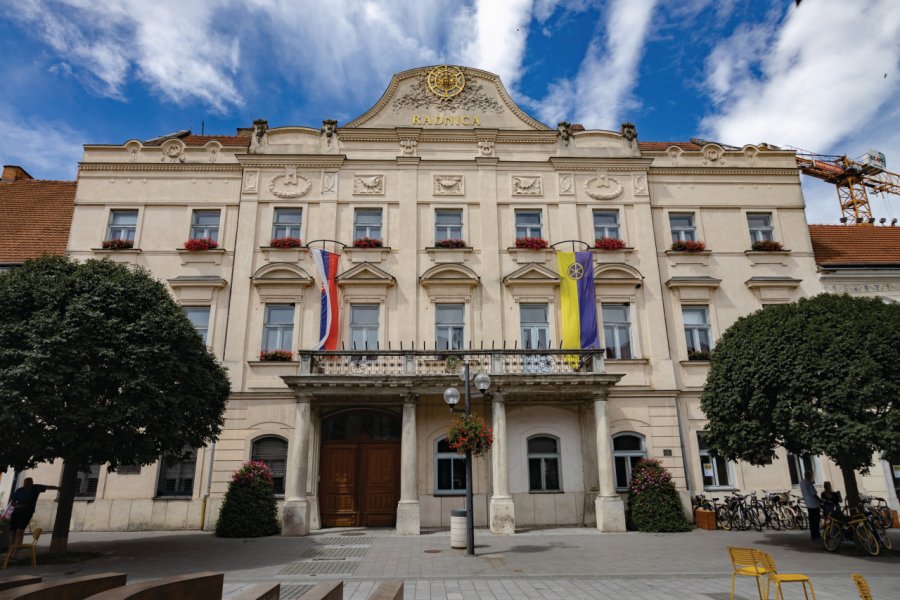 HOTEL DE VILLE (TRNAVSKÁ RADNICA)