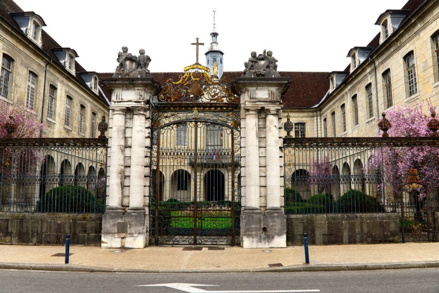 HÔTEL DIEU