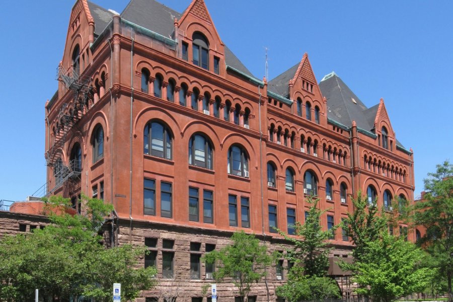 ILLINOIS INSTITUTE OF TECHNOLOGY - IIT