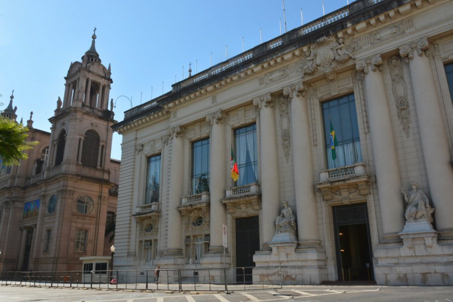PALAIS PIRATINI