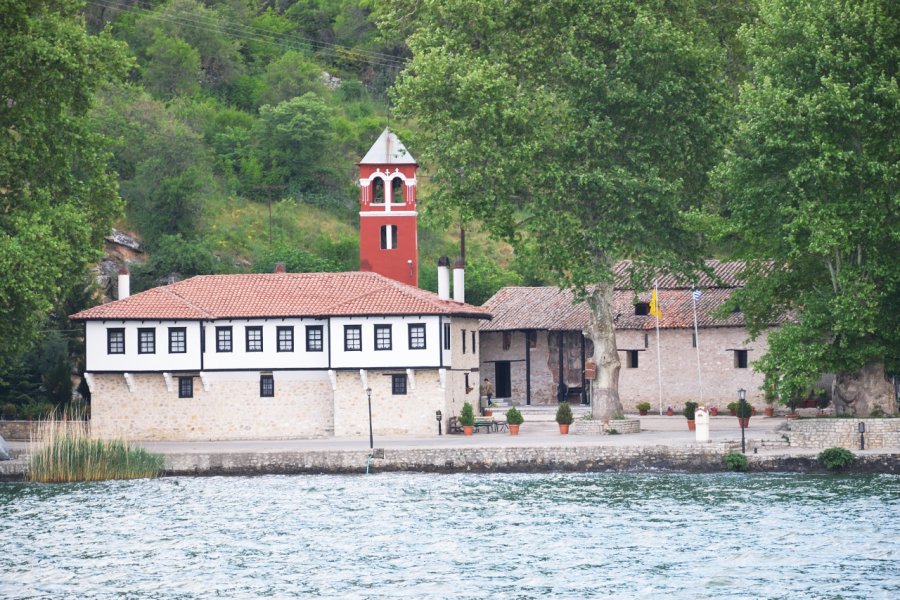 MONASTÈRE DE LA PANAGIA MAVRIOTISSA