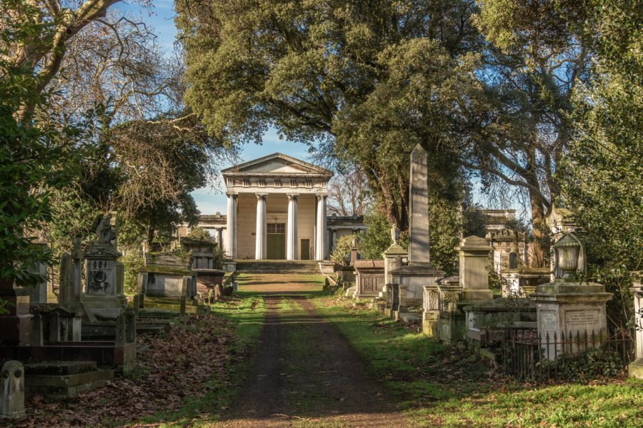 KENSAL GREEN CEMETERY