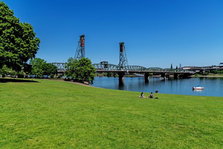 TOM MCCALL WATERFRONT PARK